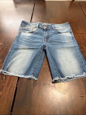 American Eagle Outfitters Light Blue Denim Super Stretch Jeans